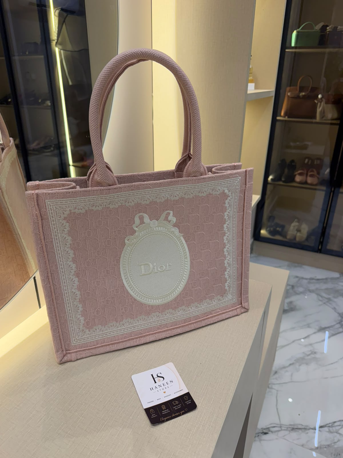 Dior